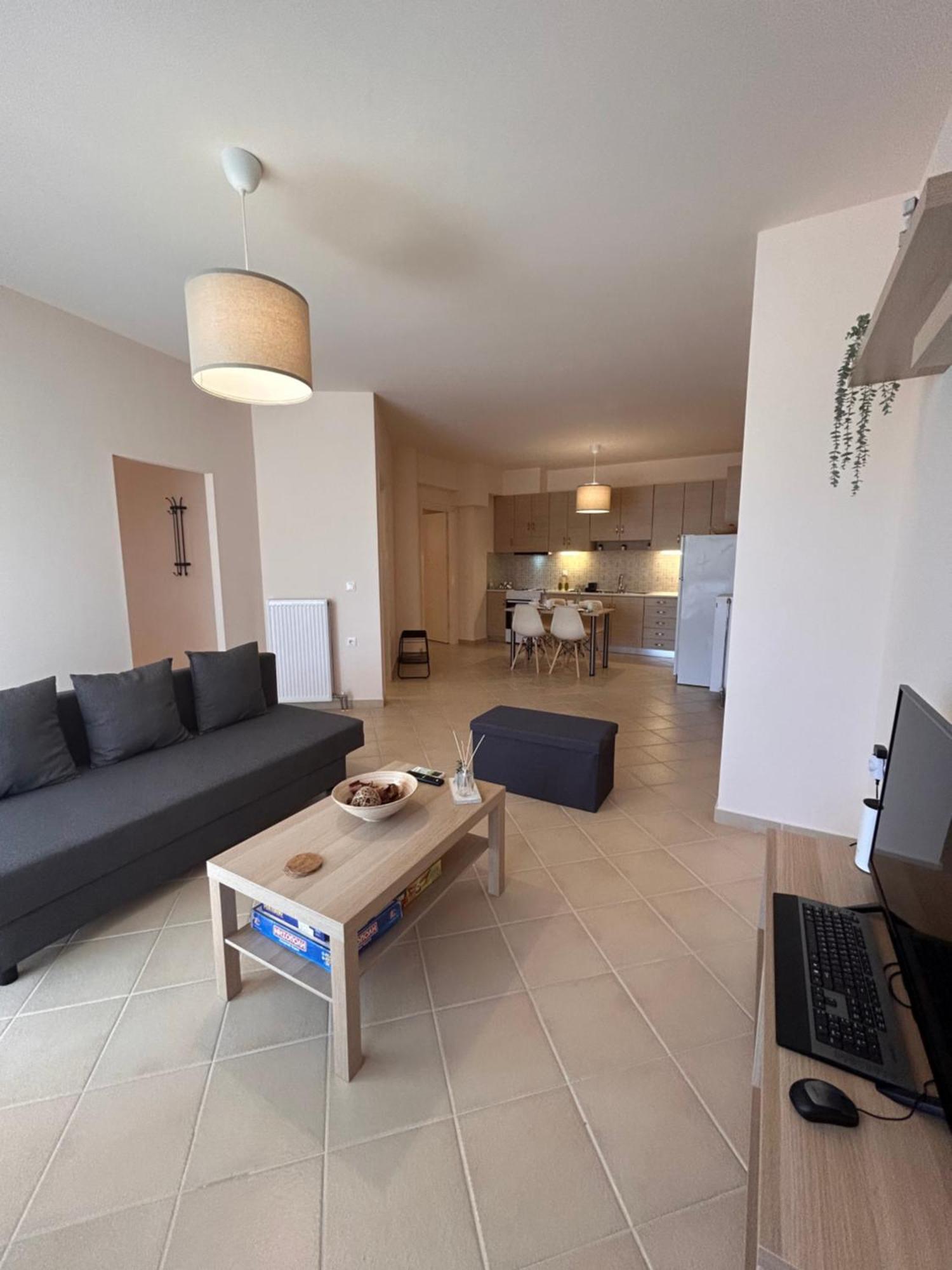 Feel At Home - Kalamata - Near The Center Екстериор снимка