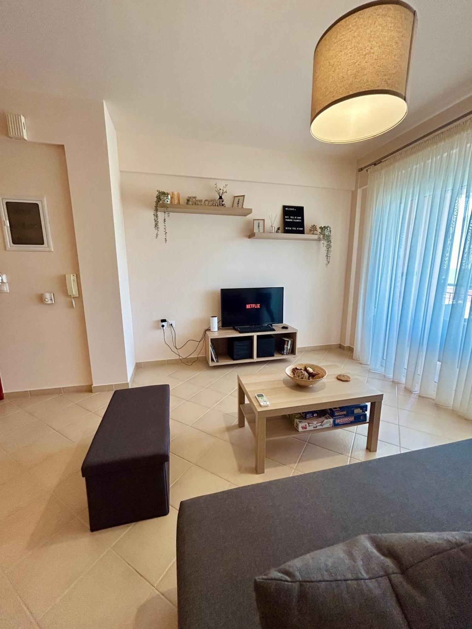 Feel At Home - Kalamata - Near The Center Екстериор снимка